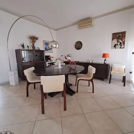 2 Giugno House Apartamento *