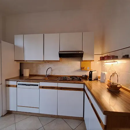 2 Giugno House 巴里